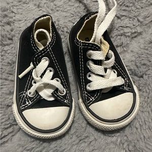 Black converse 2c